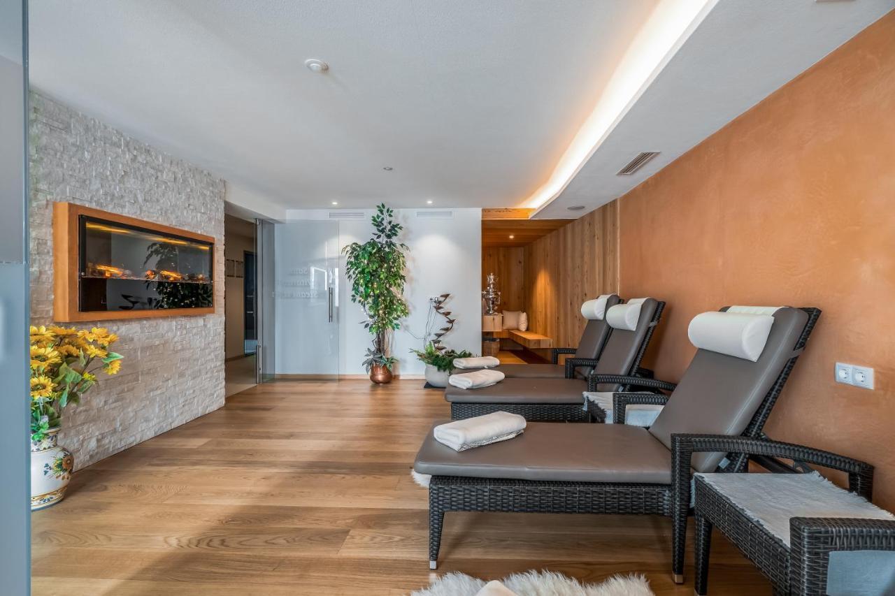 Garni Franca B&B Selva di Val Gardena Ngoại thất bức ảnh