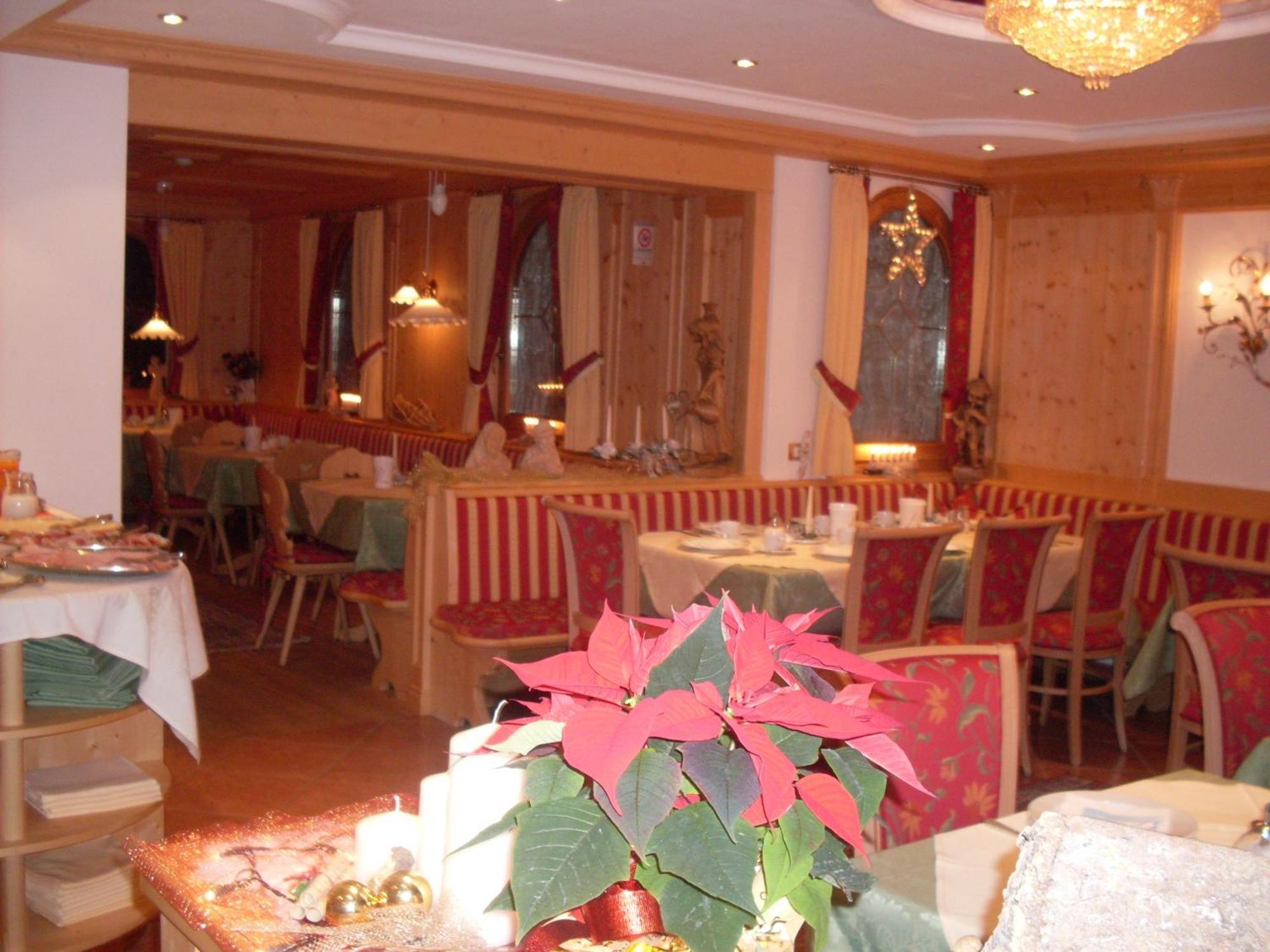 Garni Franca B&B Selva di Val Gardena Ngoại thất bức ảnh
